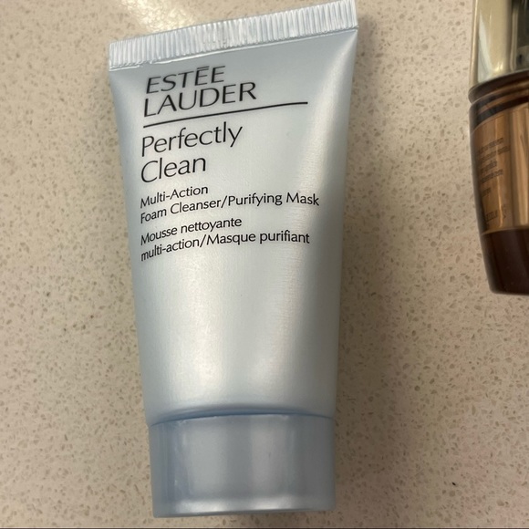 Estée Lauder Super Deluxe Sample Set - Picture 9 of 11